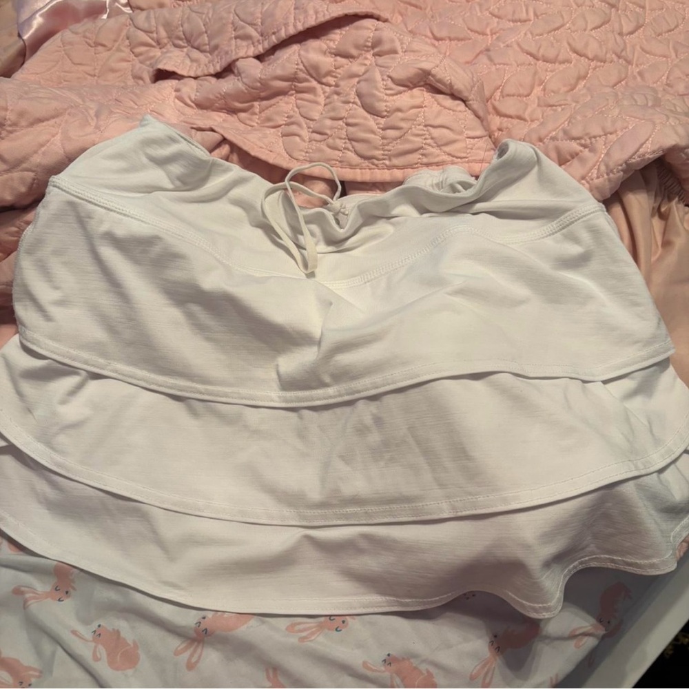 Elegant White Tiered Skirt